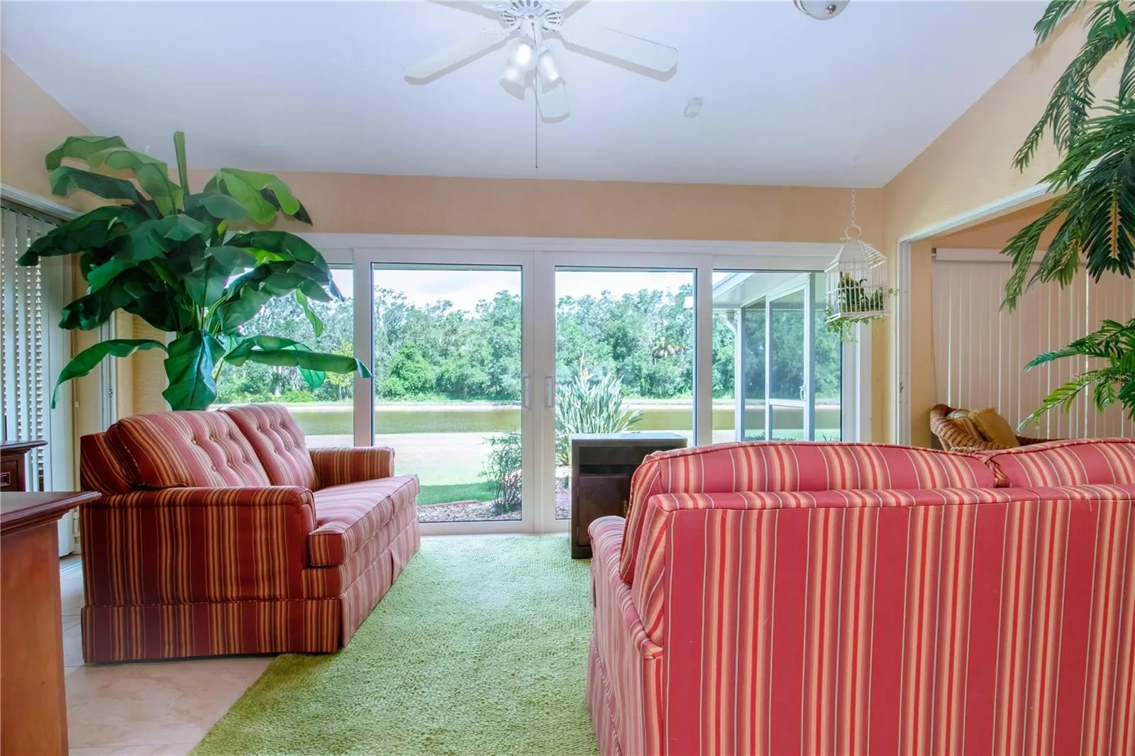2039 BERRY ROBERTS DR