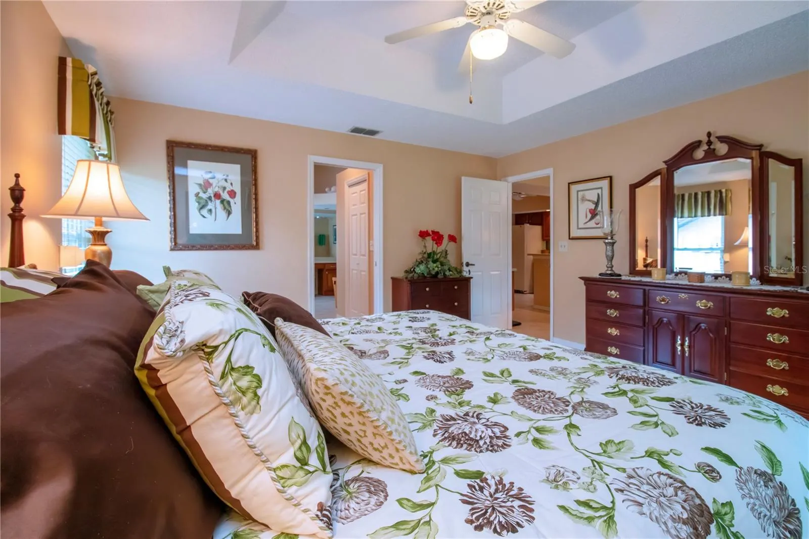 2039 BERRY ROBERTS DR