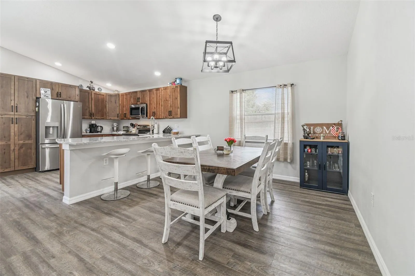 301 SUGAR CREEK DR