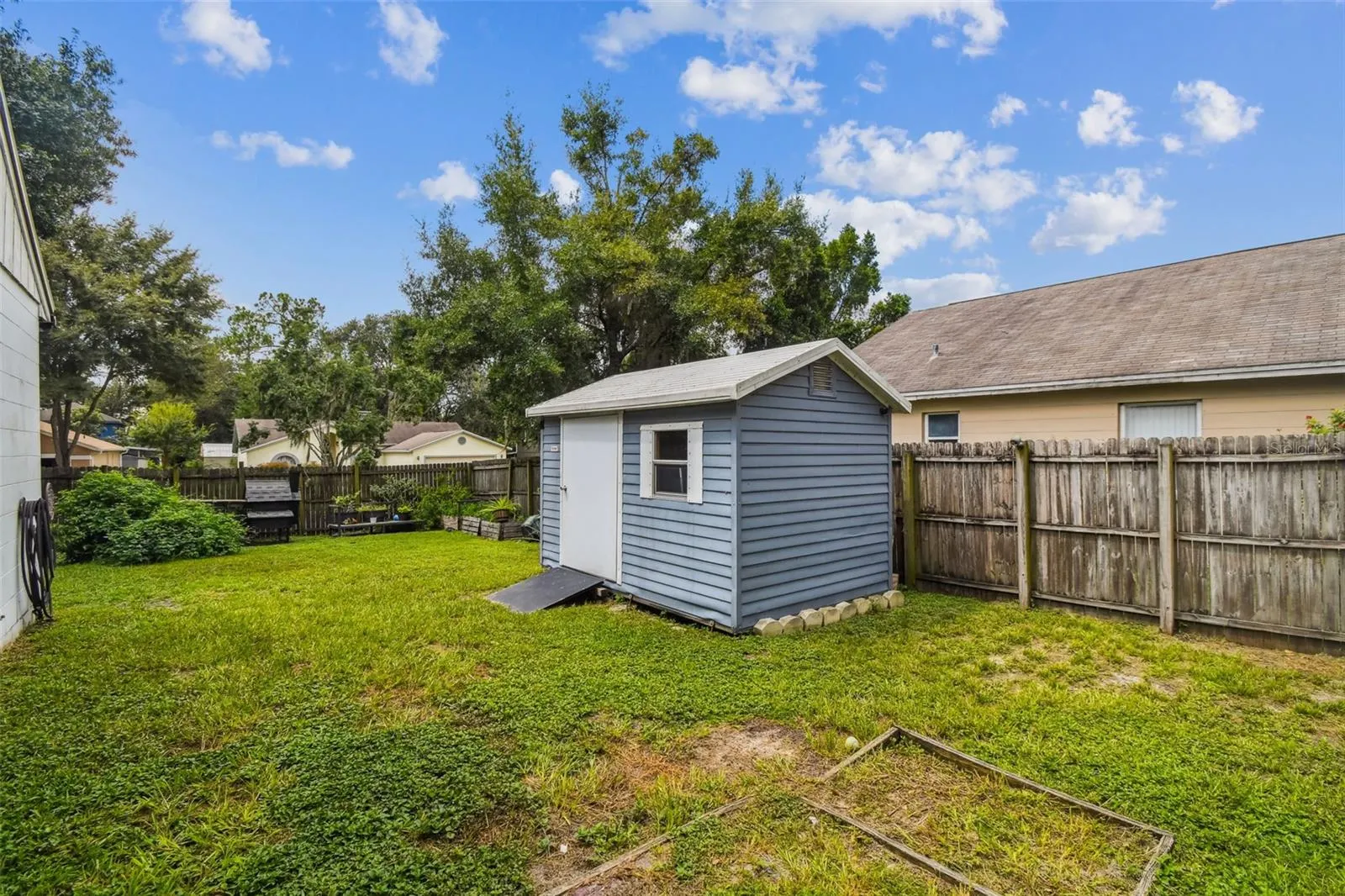 301 SUGAR CREEK DR