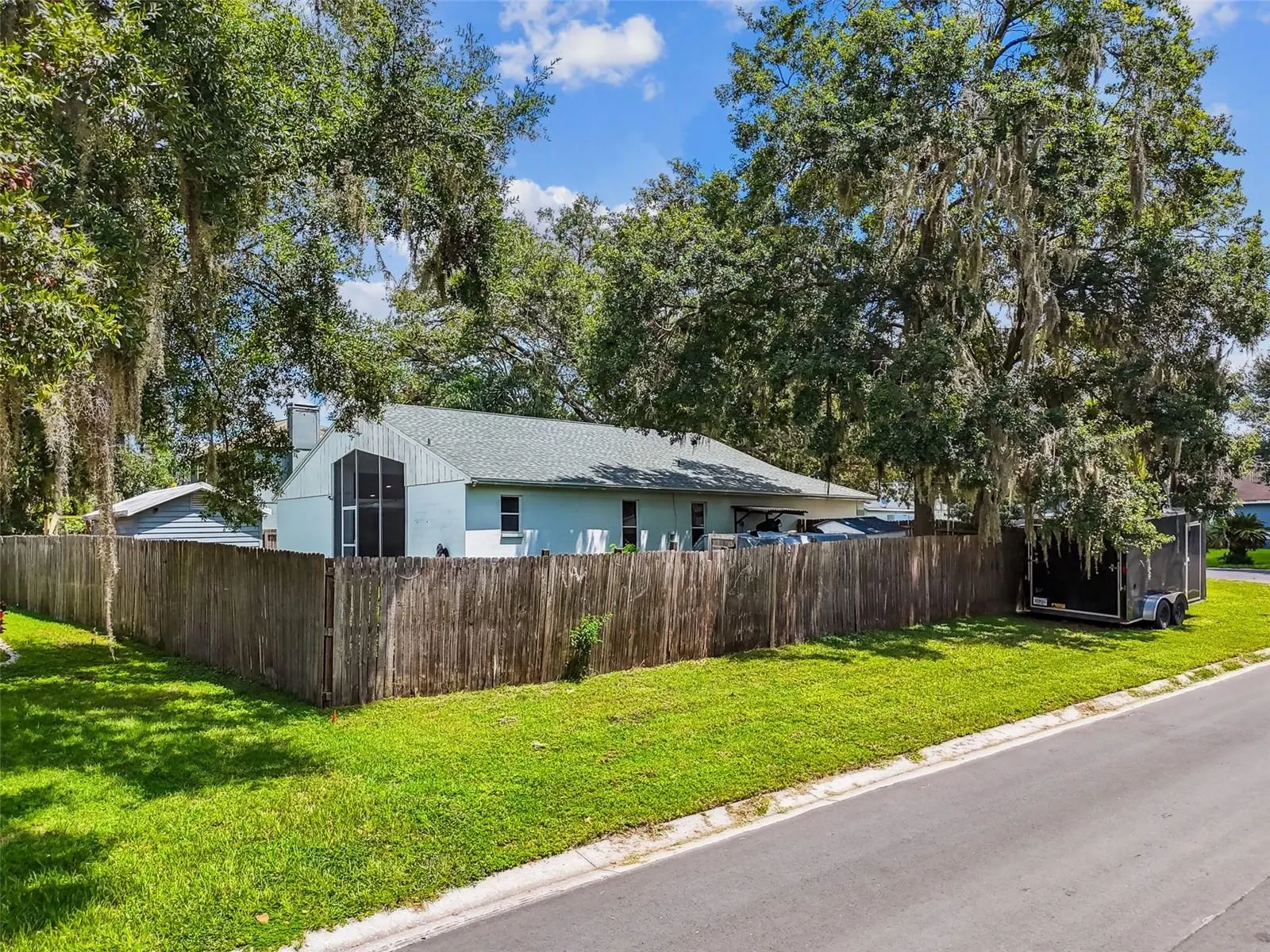 301 SUGAR CREEK DR