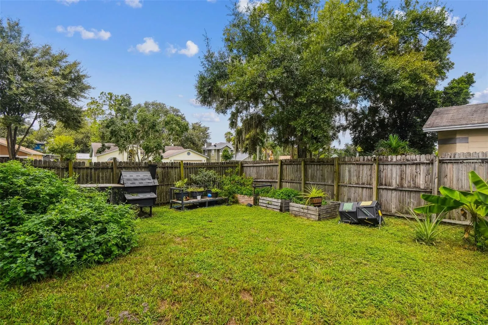 301 SUGAR CREEK DR