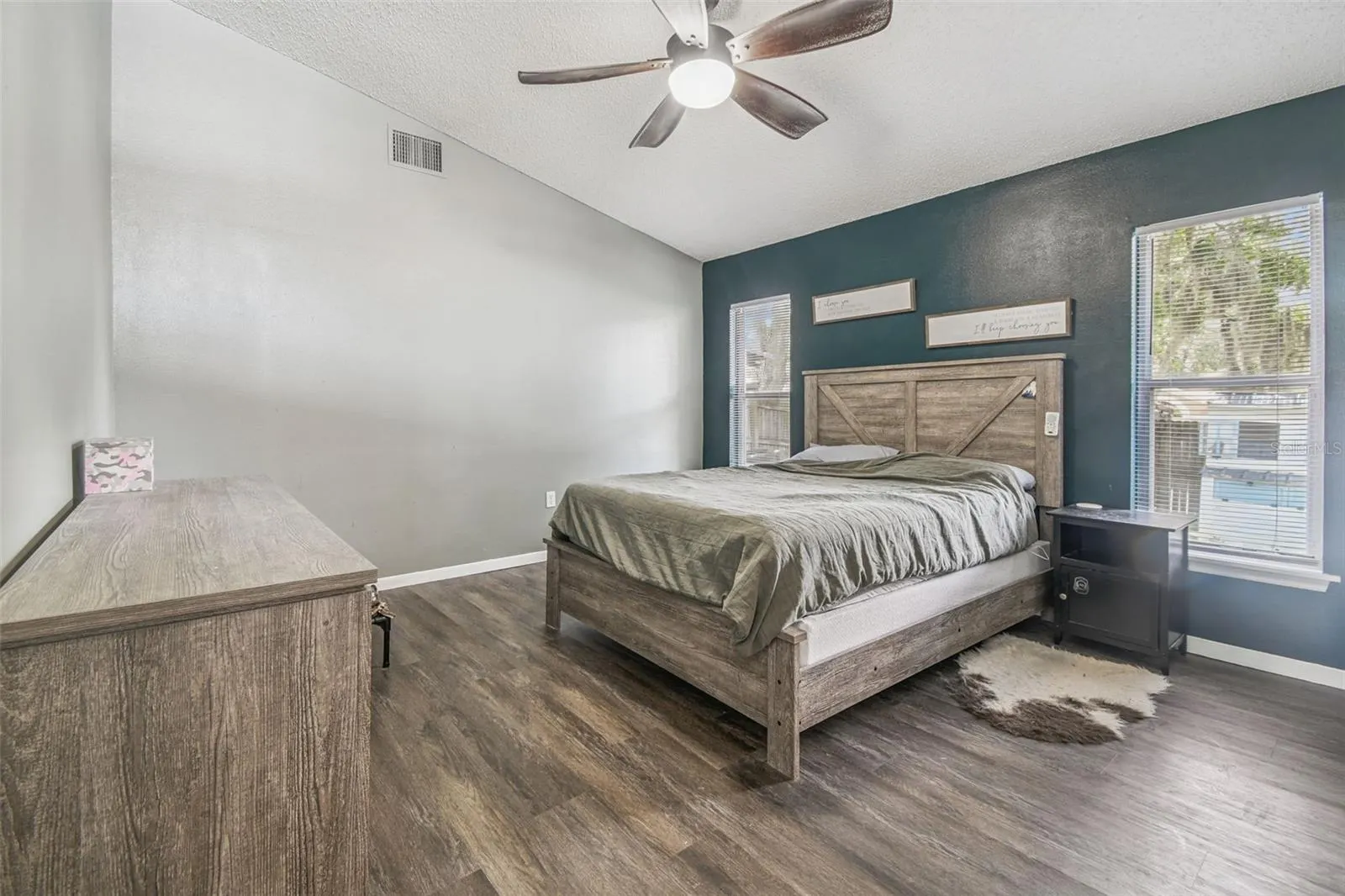 301 SUGAR CREEK DR