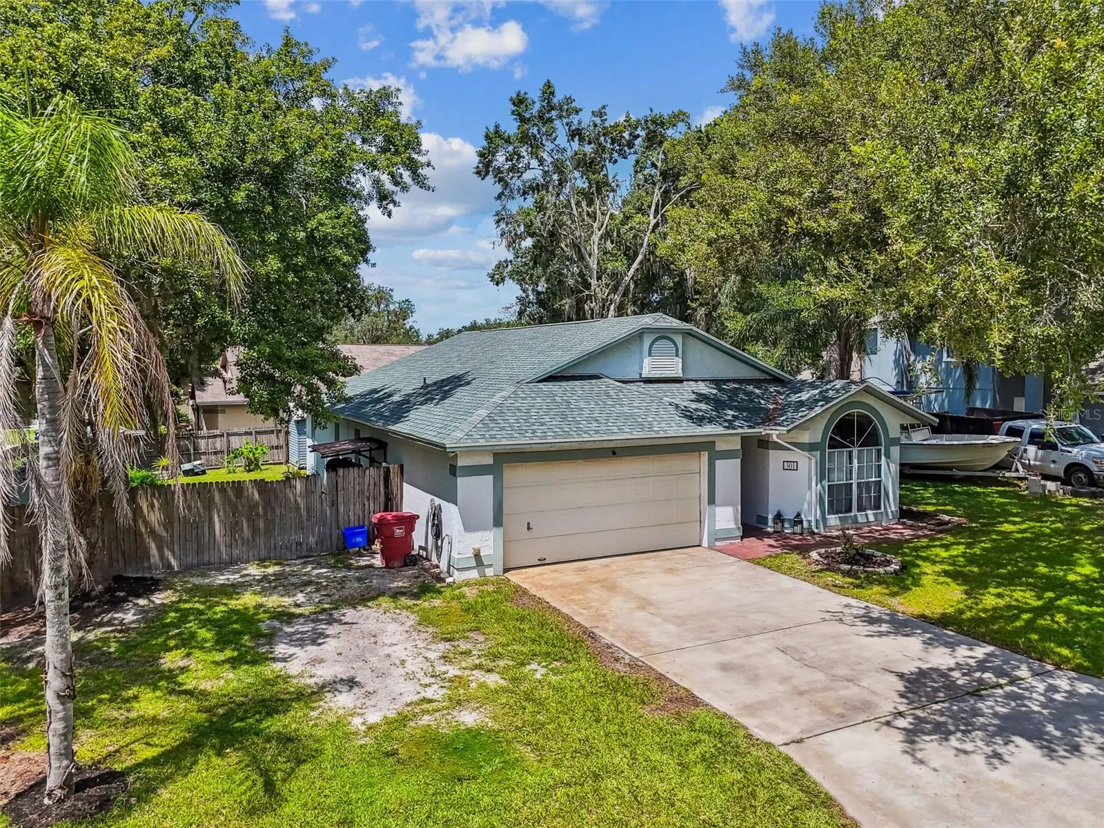 301 SUGAR CREEK DR