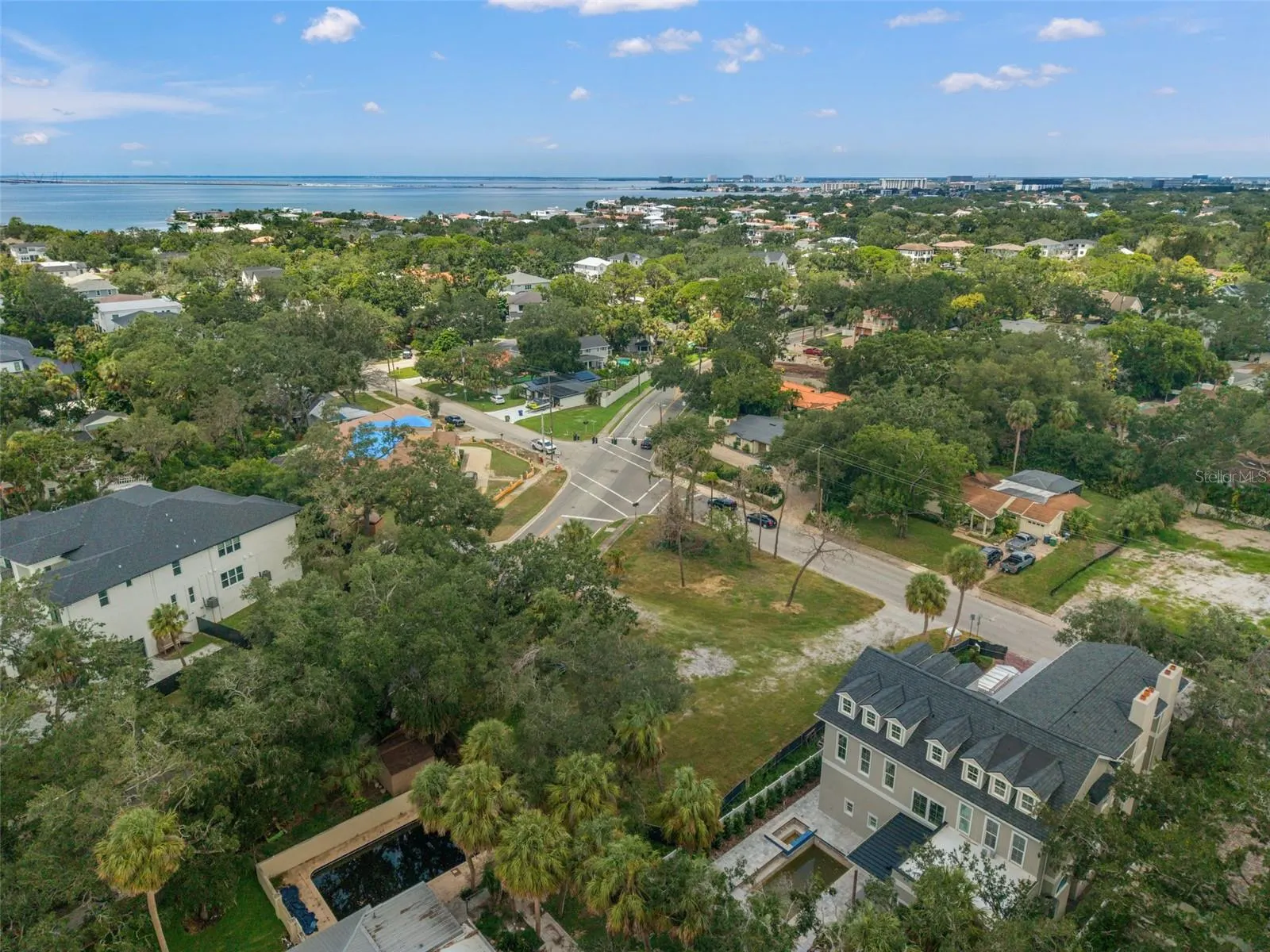 2502 S WEST SHORE BLVD