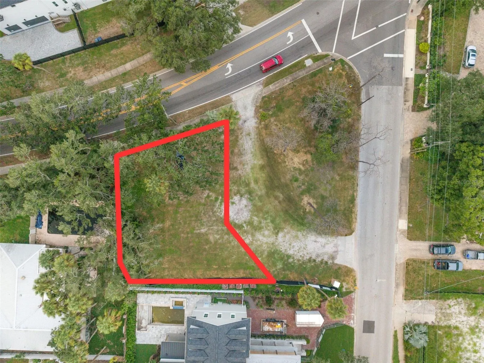 2502 S WEST SHORE BLVD
