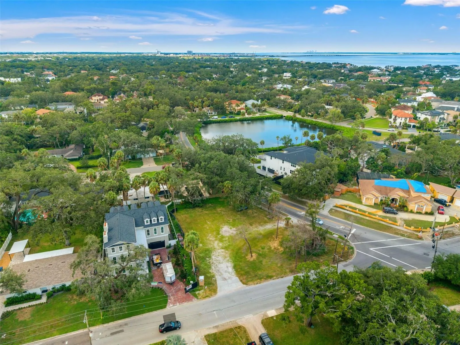2504 S WEST SHORE BLVD