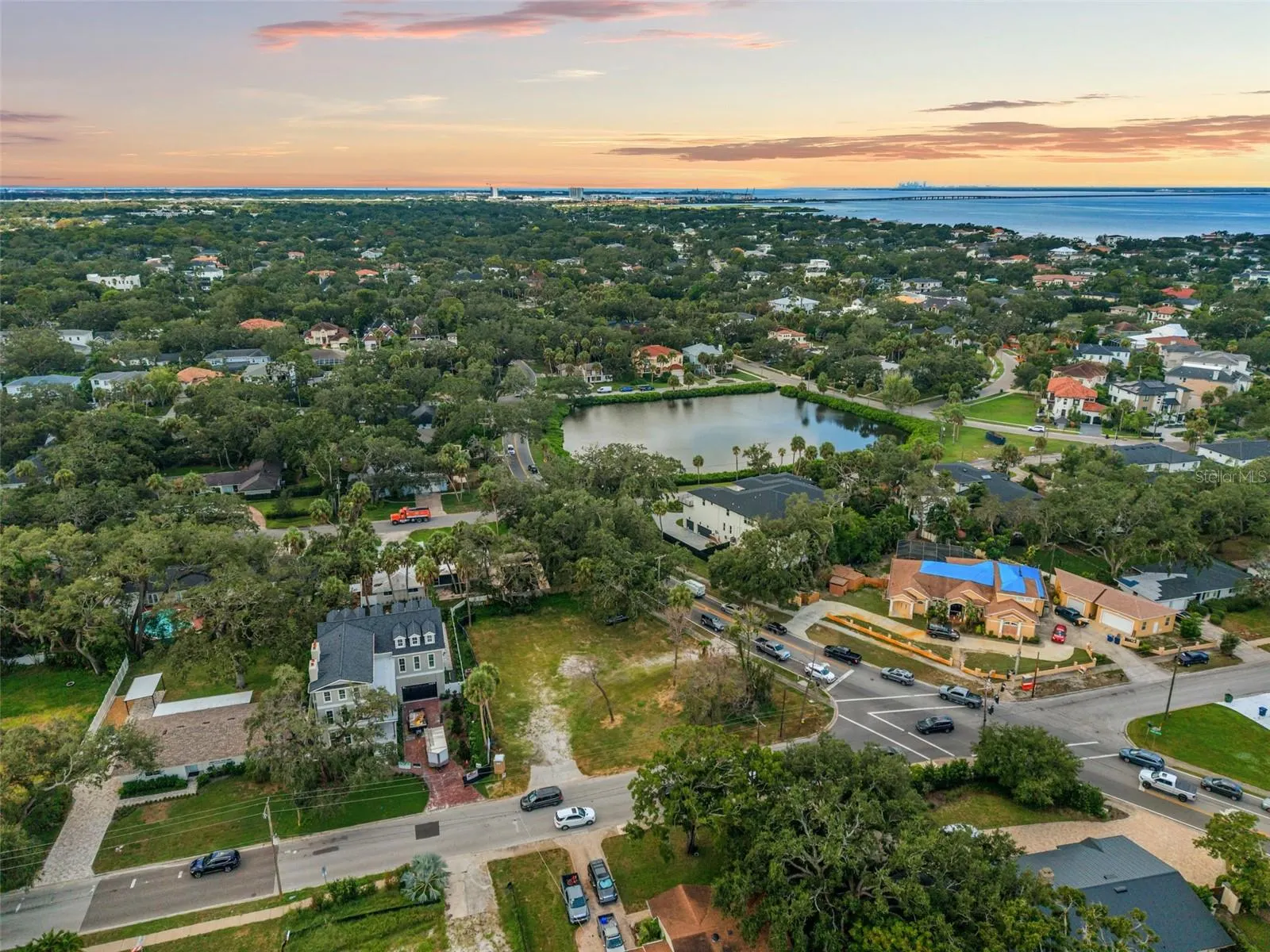 2504 S WEST SHORE BLVD