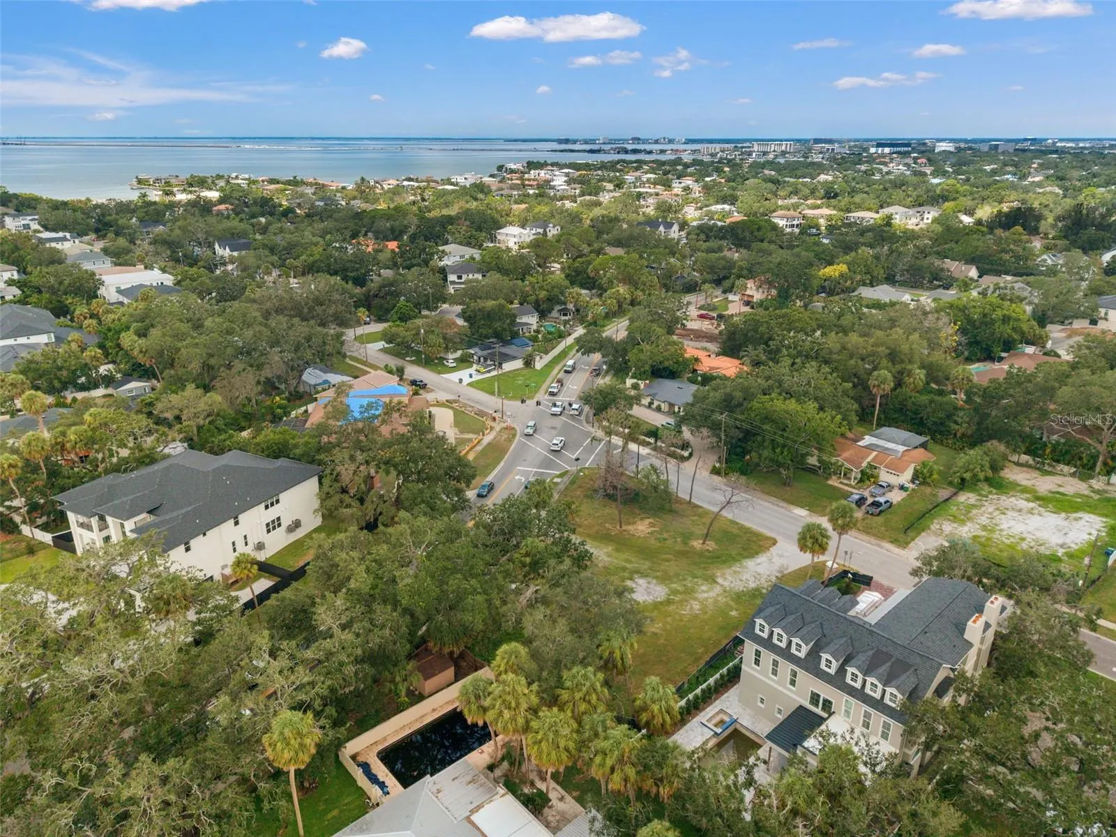 2504 S WEST SHORE BLVD
