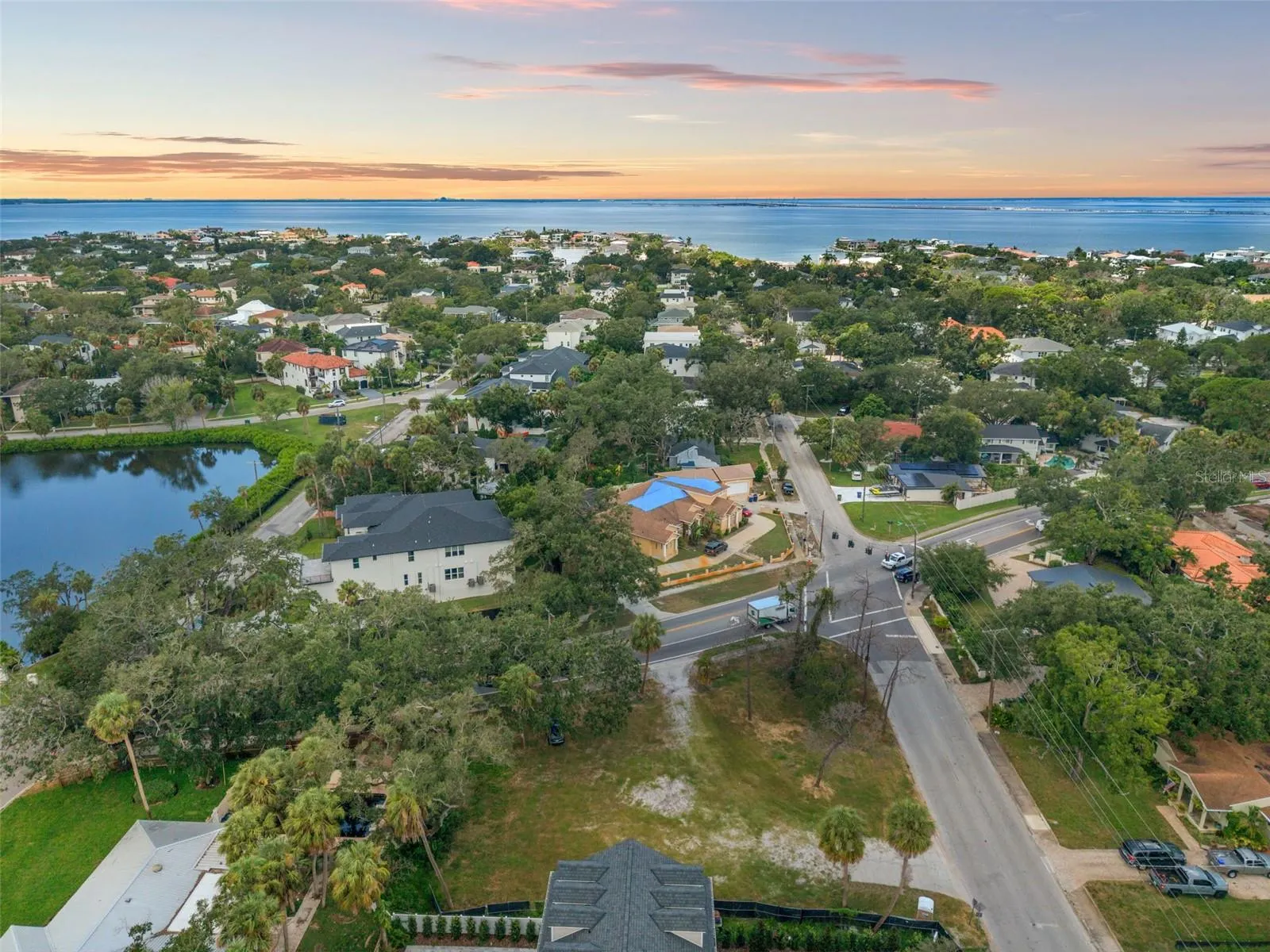 2504 S WEST SHORE BLVD