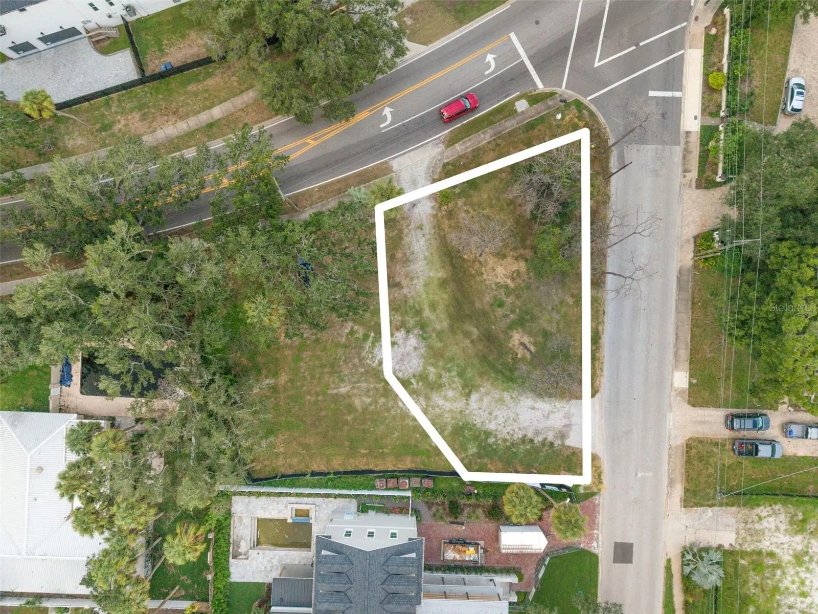 2504 S WEST SHORE BLVD