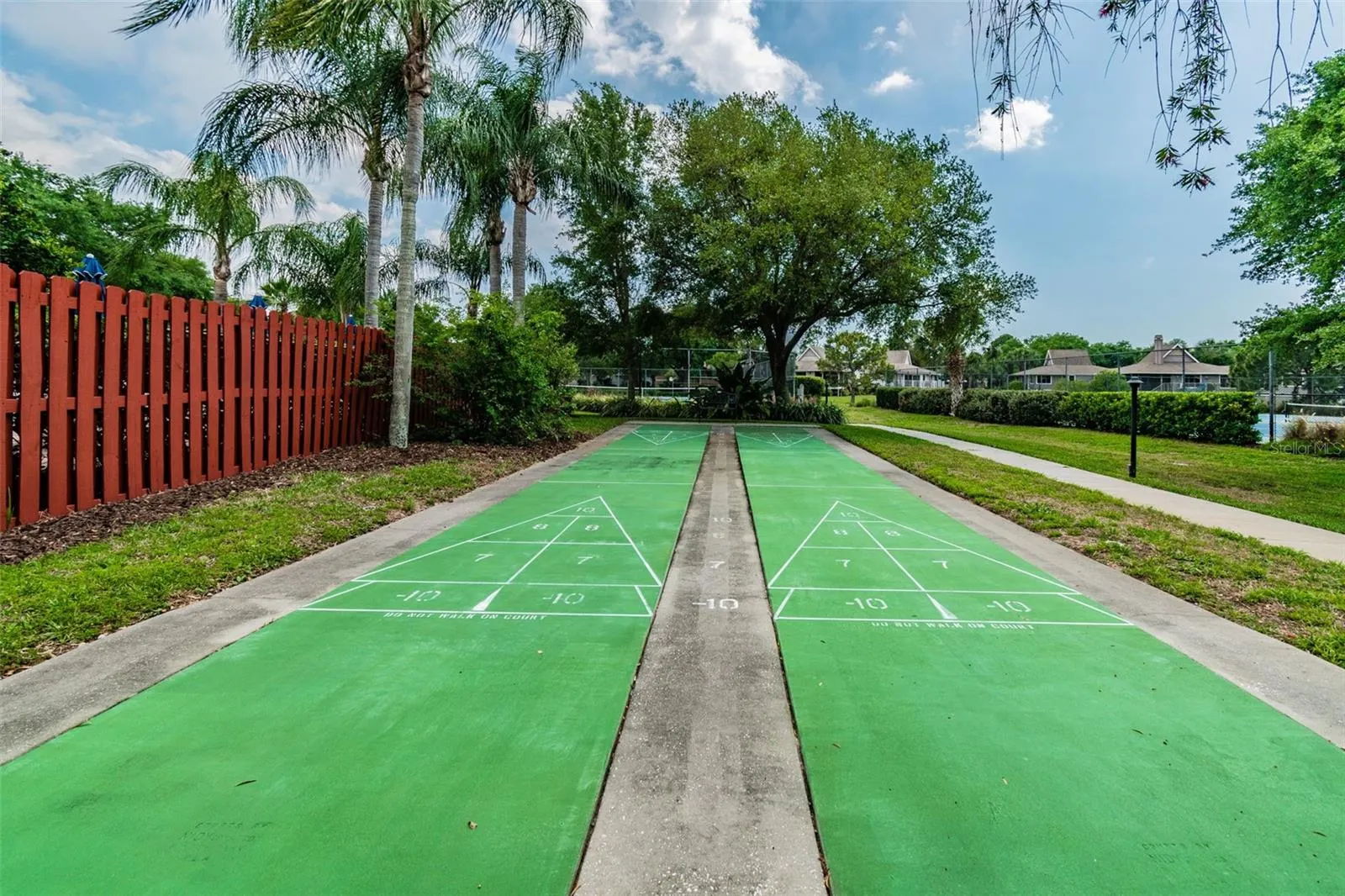 1011 S POINTE ALEXIS DR