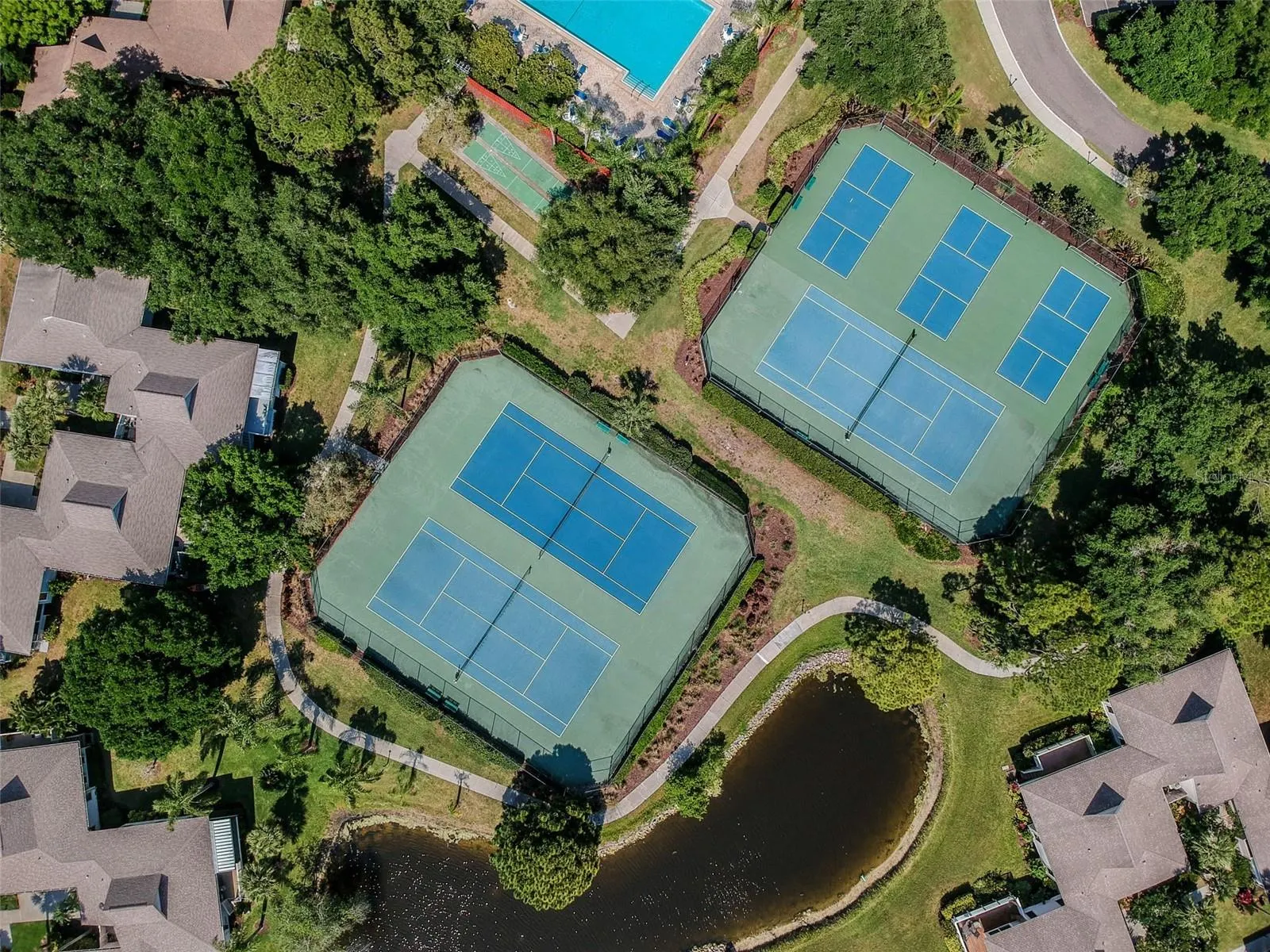 1011 S POINTE ALEXIS DR