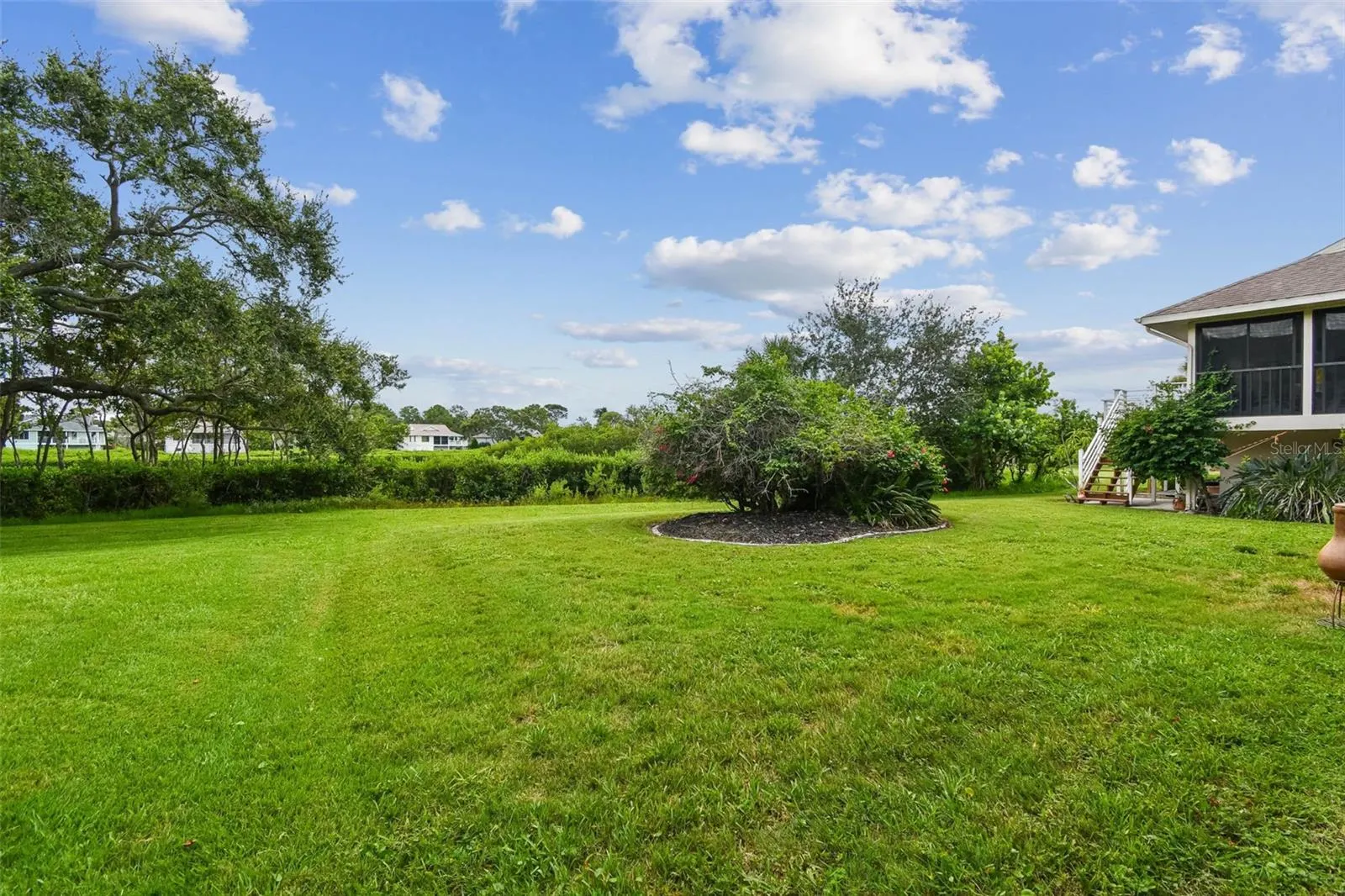 1011 S POINTE ALEXIS DR