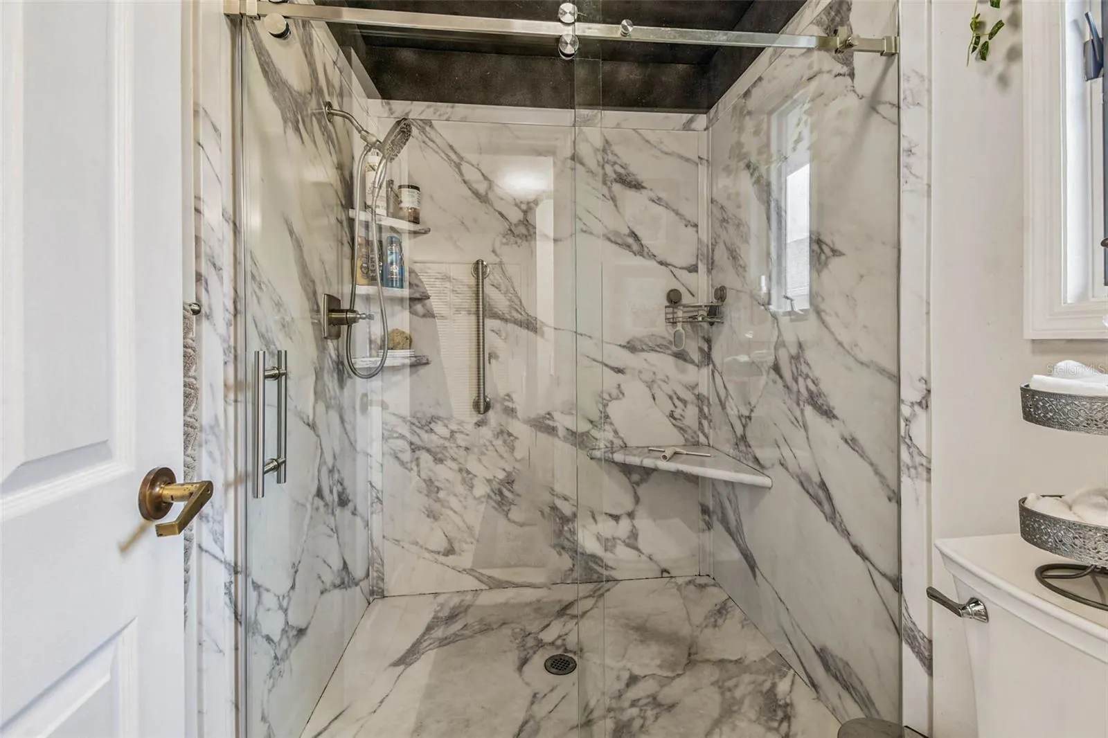 1011 S POINTE ALEXIS DR