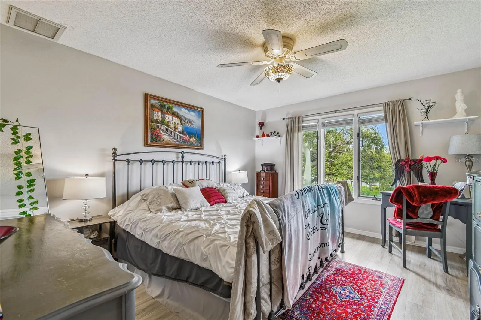 1011 S POINTE ALEXIS DR