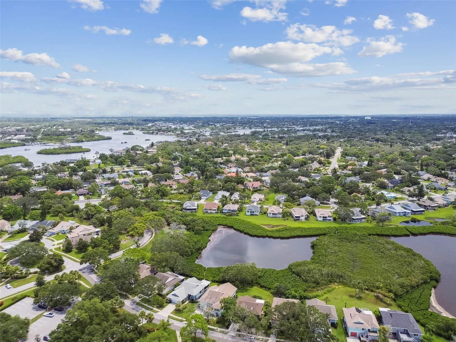 1011 S POINTE ALEXIS DR