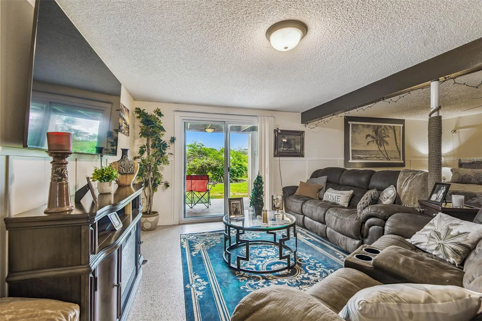 1011 S POINTE ALEXIS DR