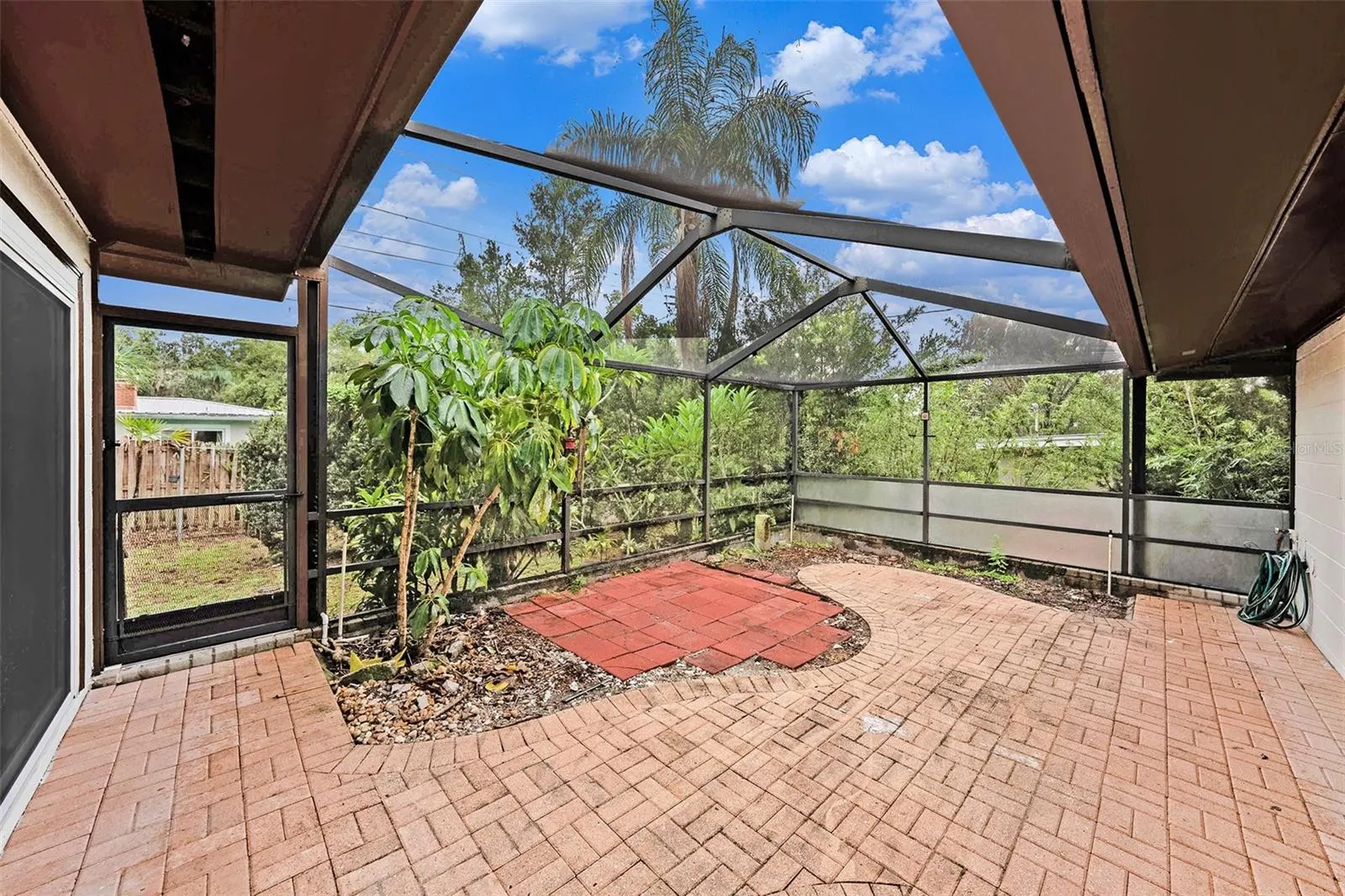 215 DRUID HILLS RD