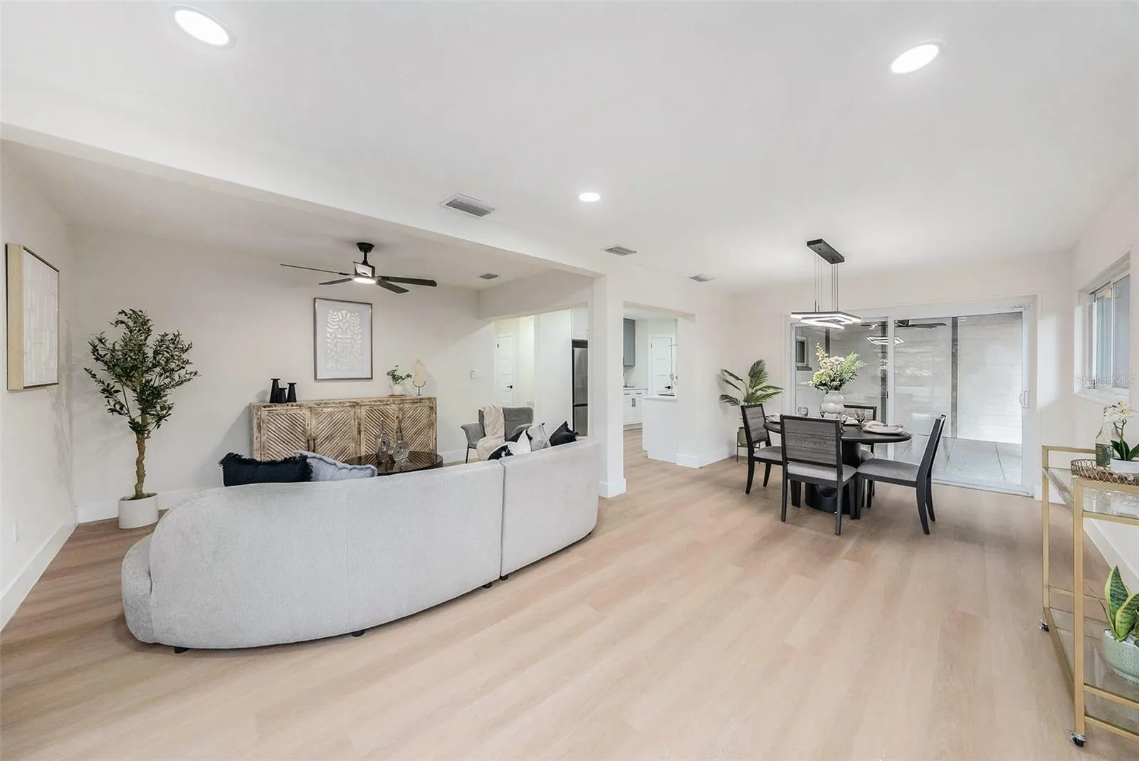 215 DRUID HILLS RD