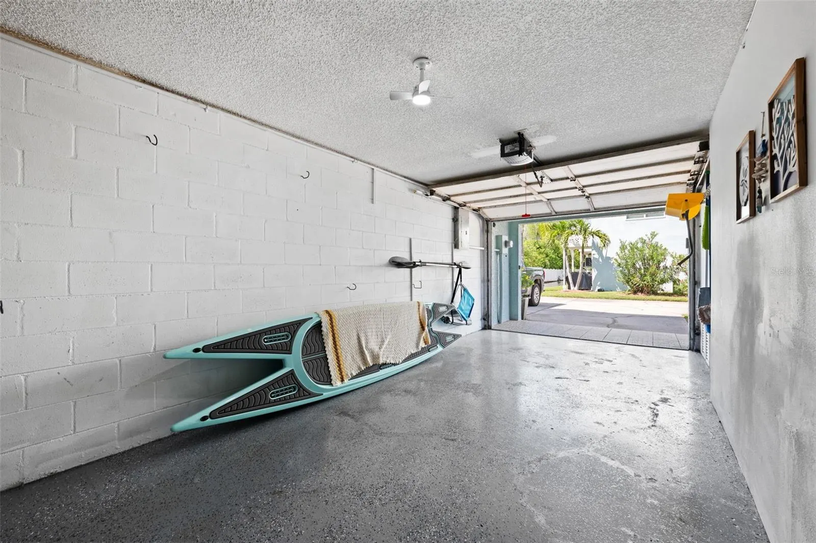 639 GARLAND CIR