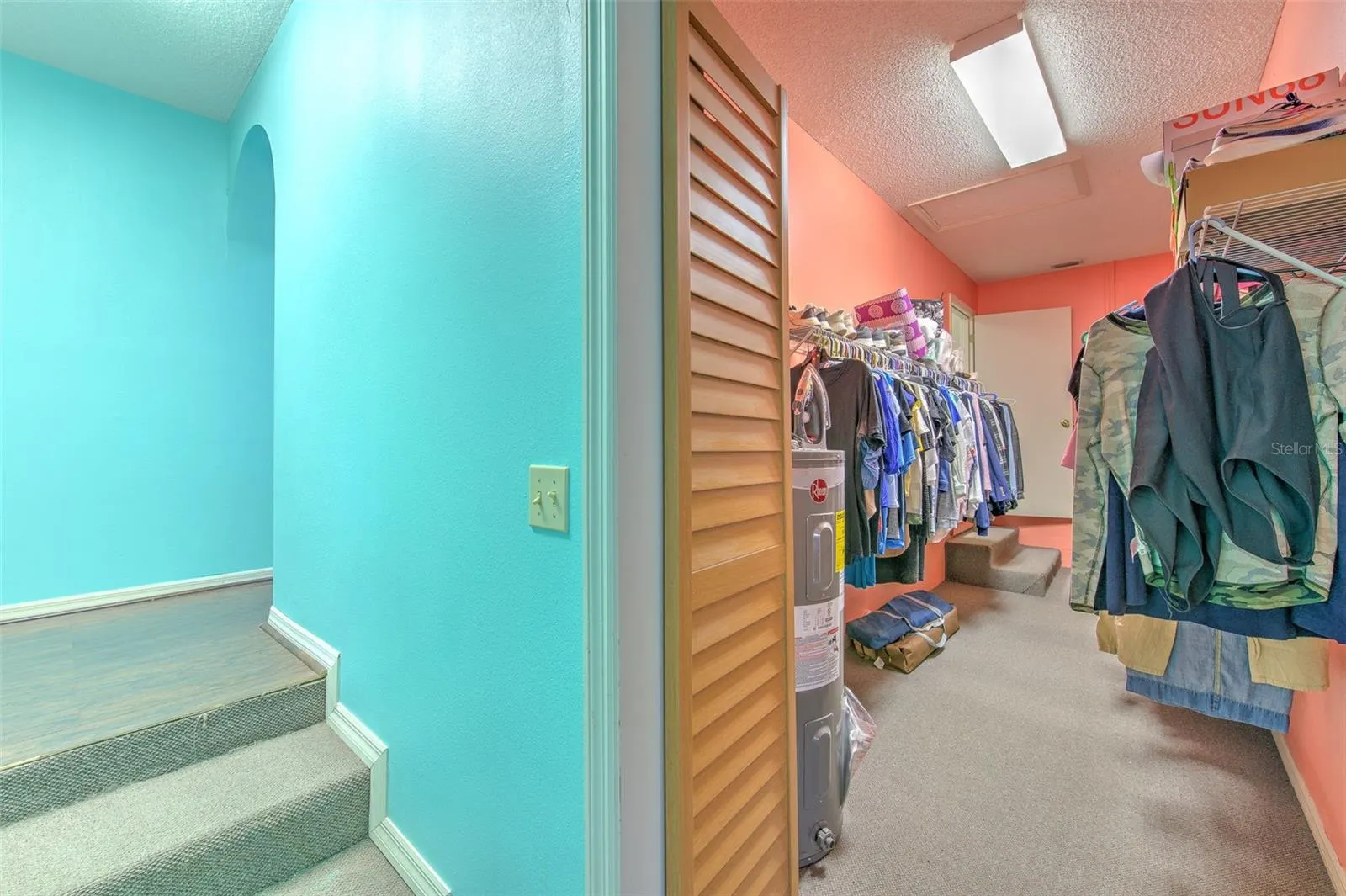 2515 PARKLAND DR