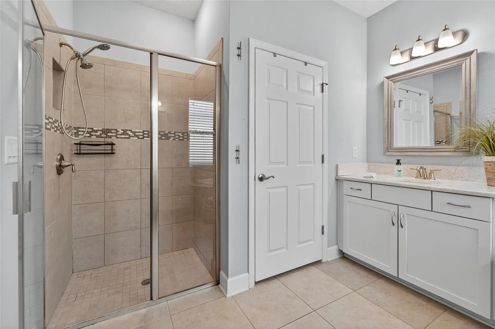 5227 ADMIRAL POINTE DR