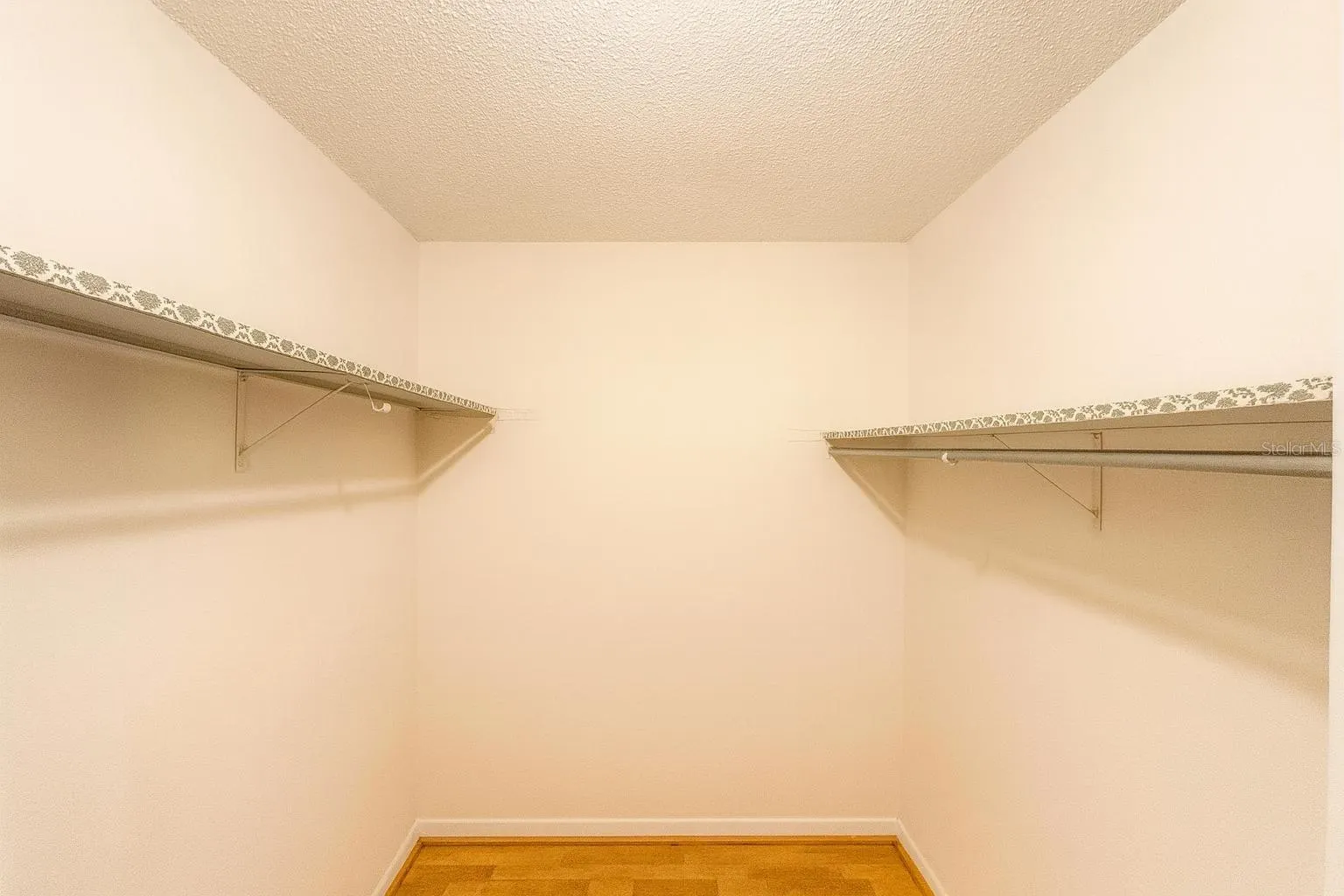 5154 TURQUOISE LN #207, #207