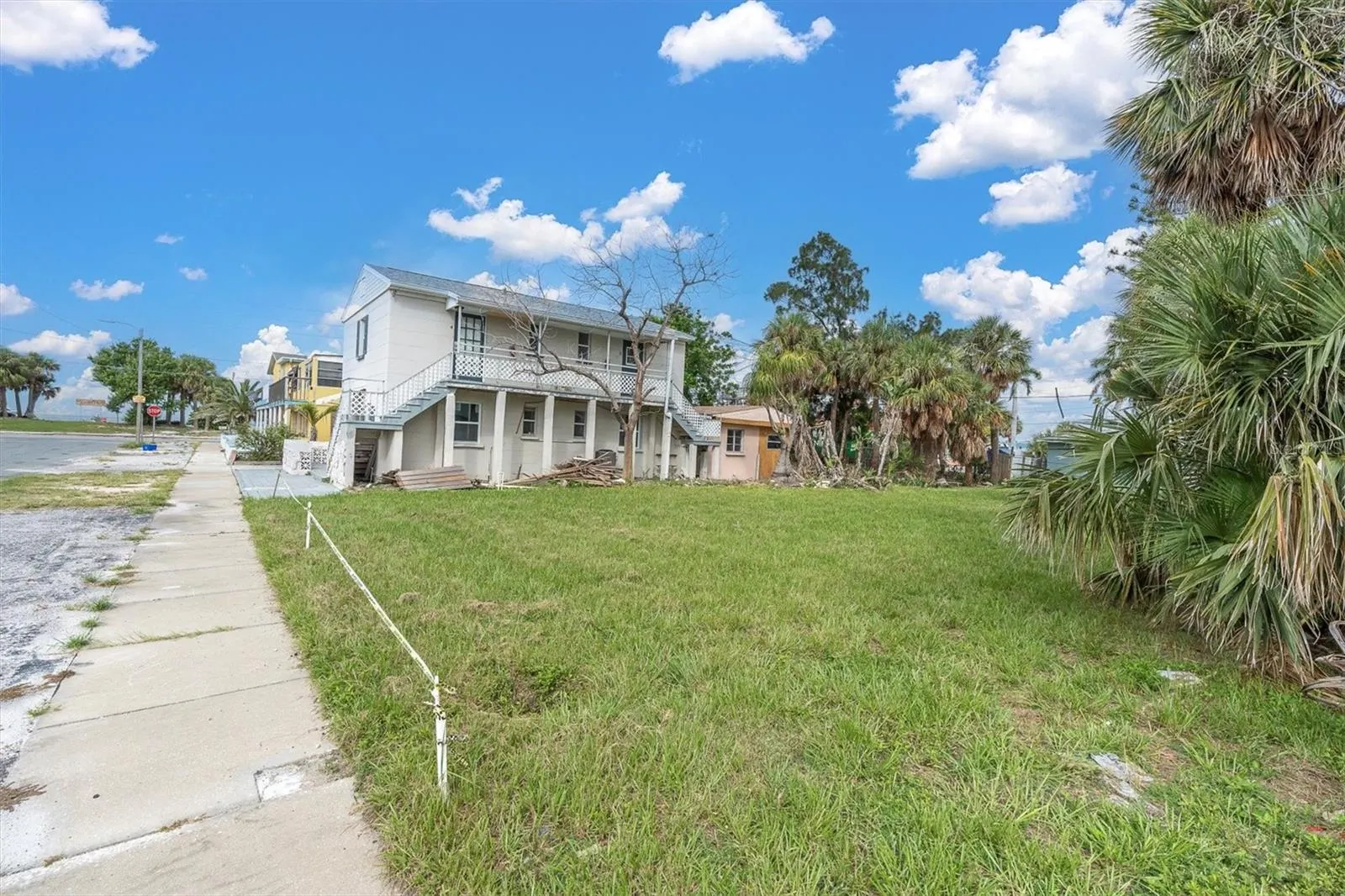 623 73RD AVE