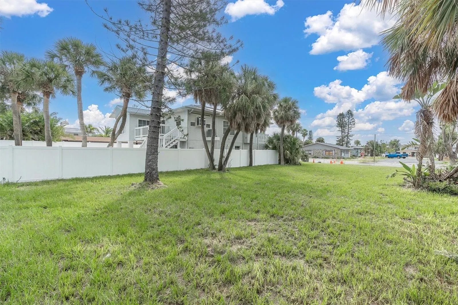 623 73RD AVE