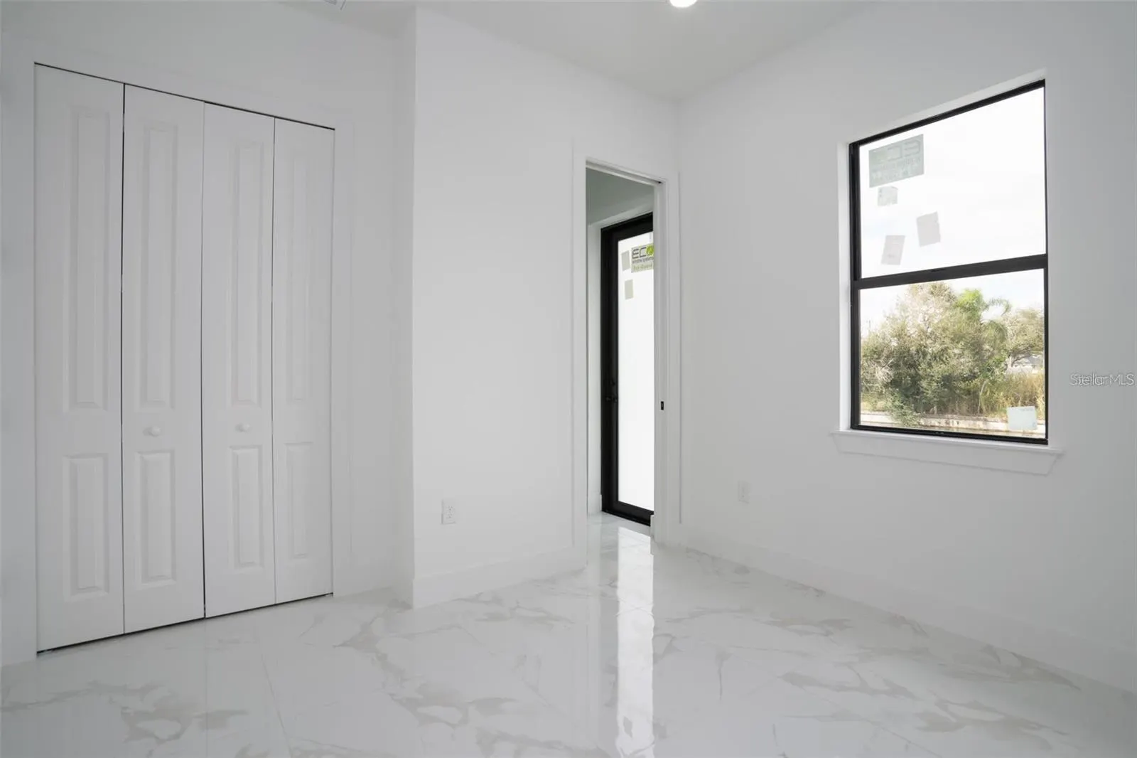 12 SE 17TH AVE