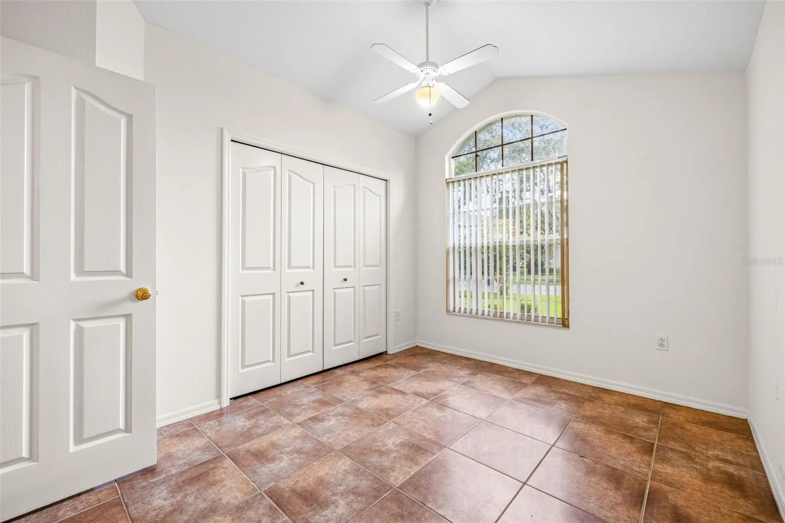 16521 LAKE HEATHER DR