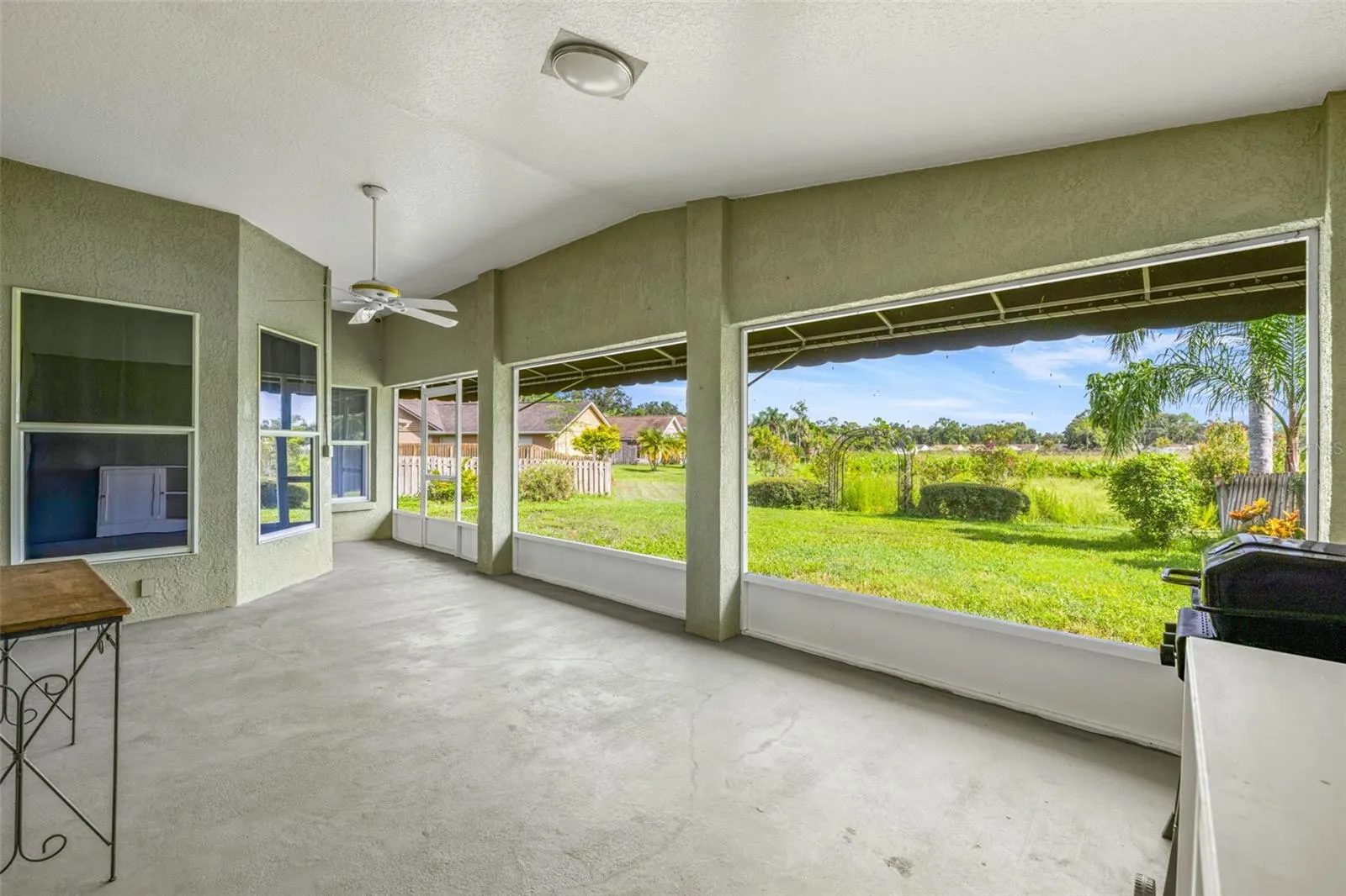 16521 LAKE HEATHER DR