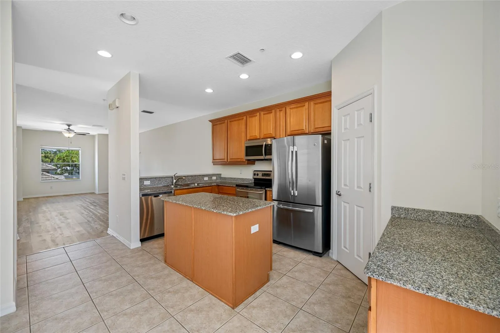 7125 102ND LN