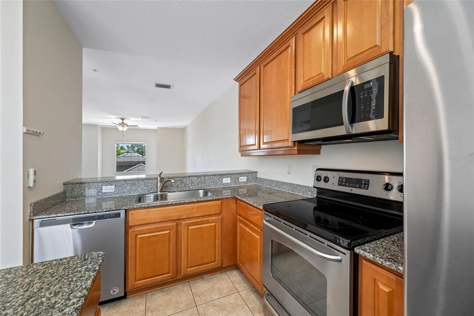 7125 102ND LN