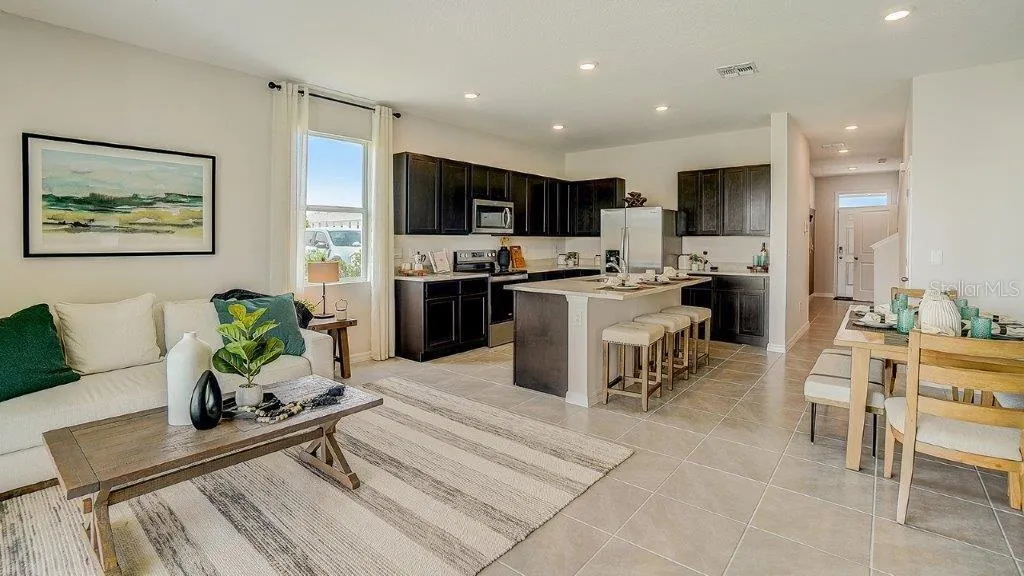 264 ROYAL SPOONBILL DR