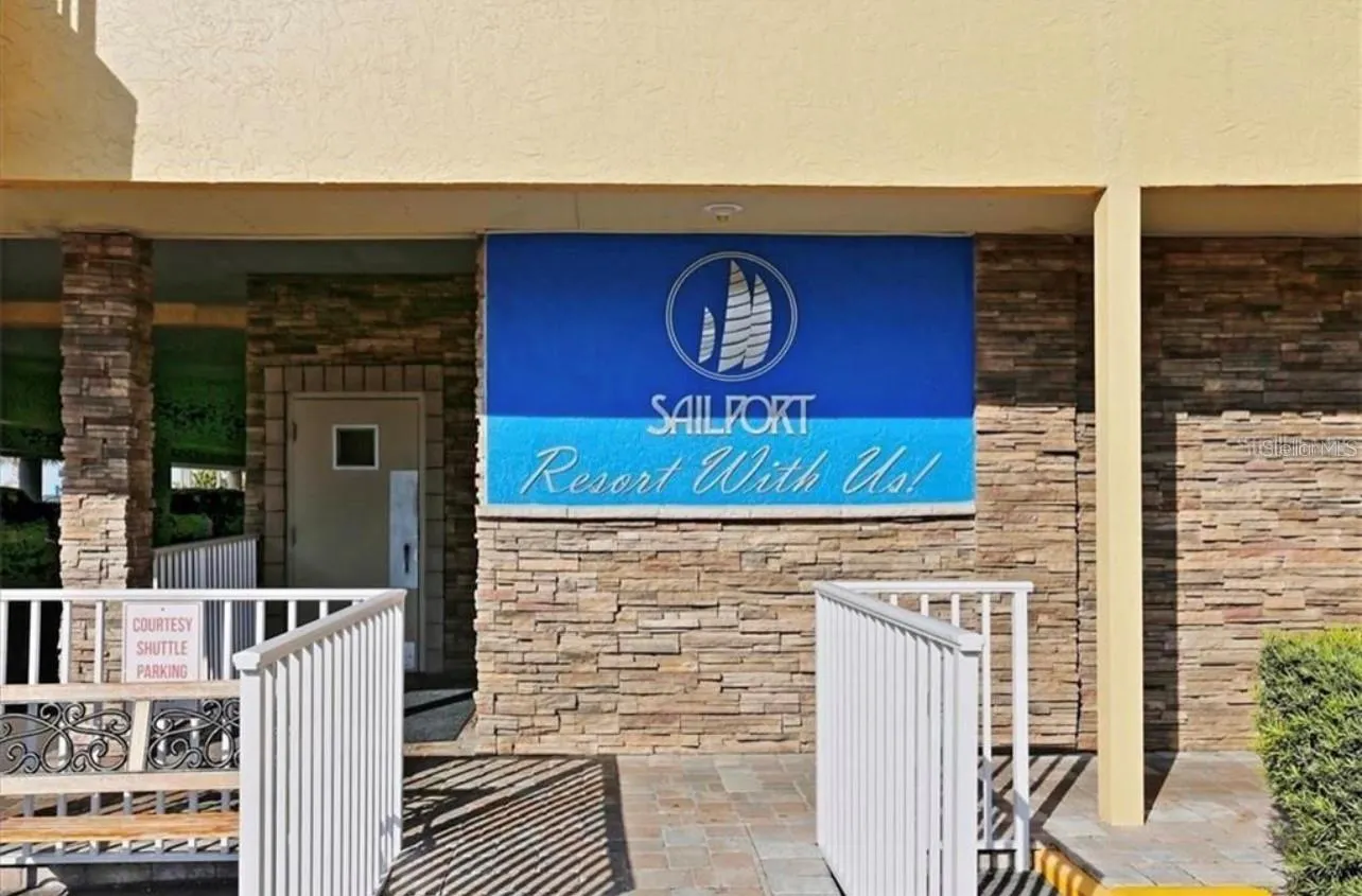 2506 N ROCKY POINT #228, #228