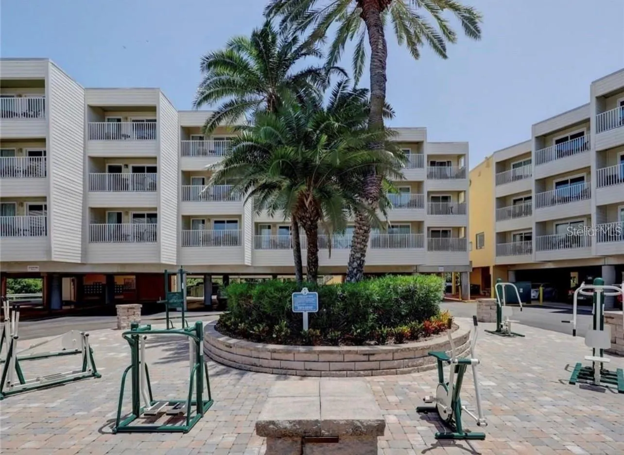 2506 N ROCKY POINT #228, #228