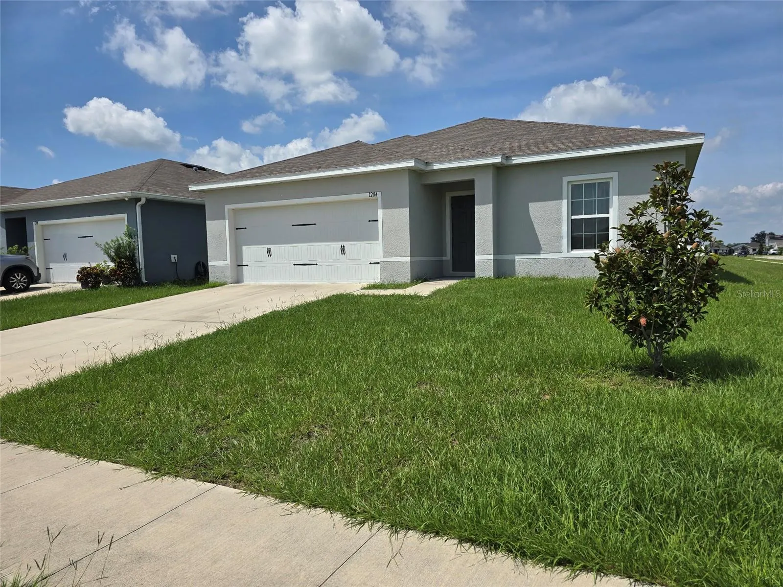 1204 GOLDEN EAGLE LN
