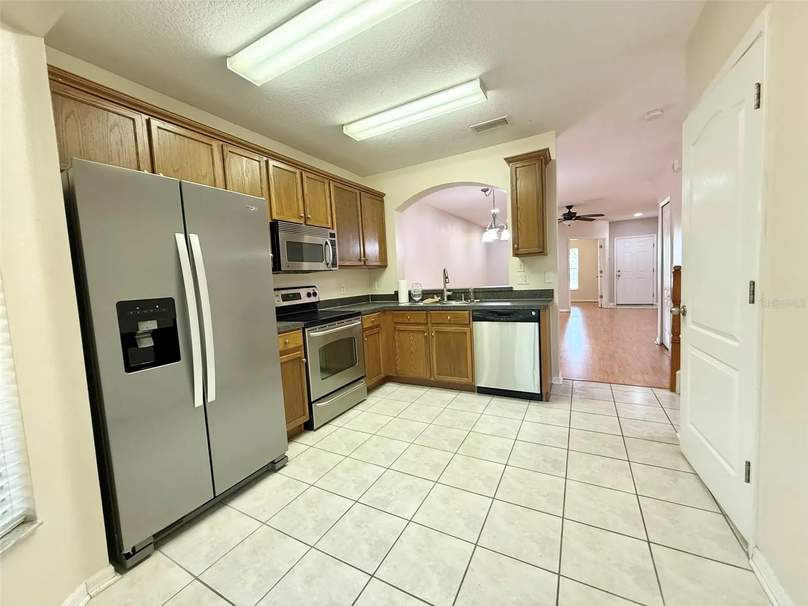 15922 FISHHAWK CREEK LN