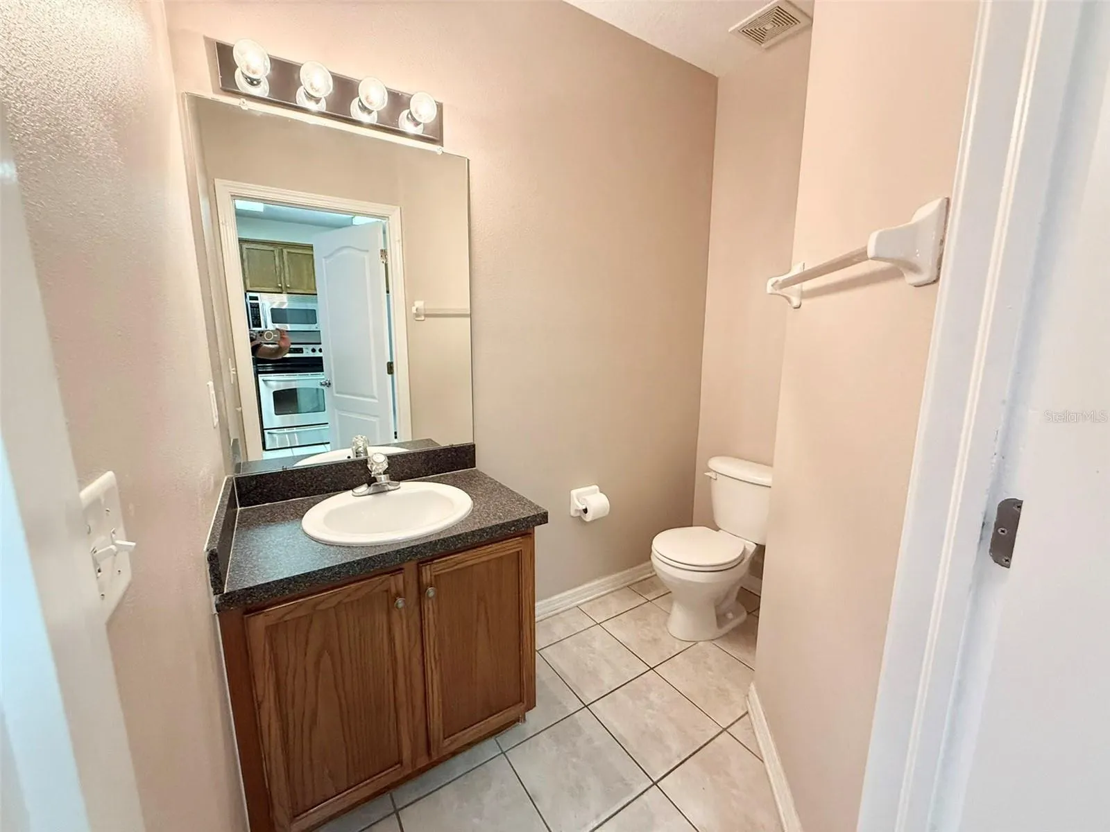 15922 FISHHAWK CREEK LN