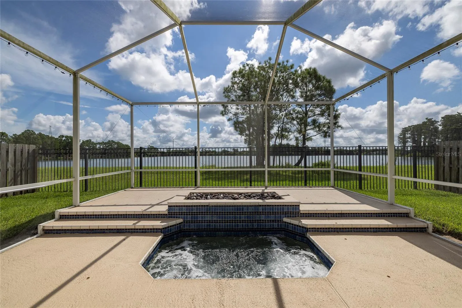 9824 BAYBORO BRIDGE DR