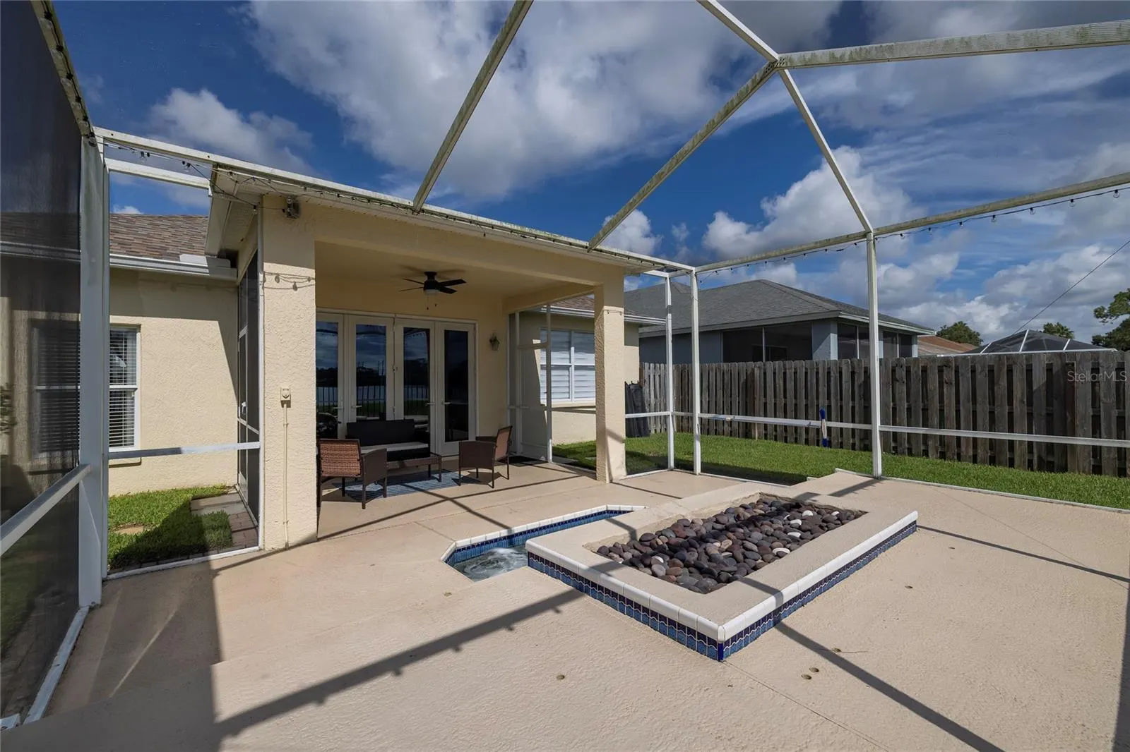 9824 BAYBORO BRIDGE DR