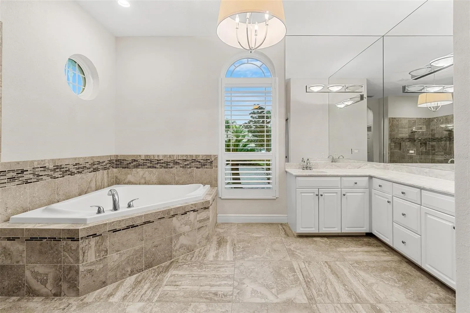 10521 BERMUDA ISLE DR