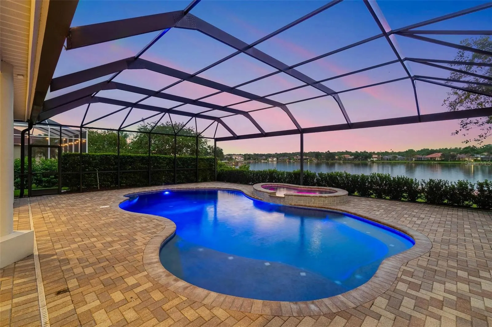 10521 BERMUDA ISLE DR