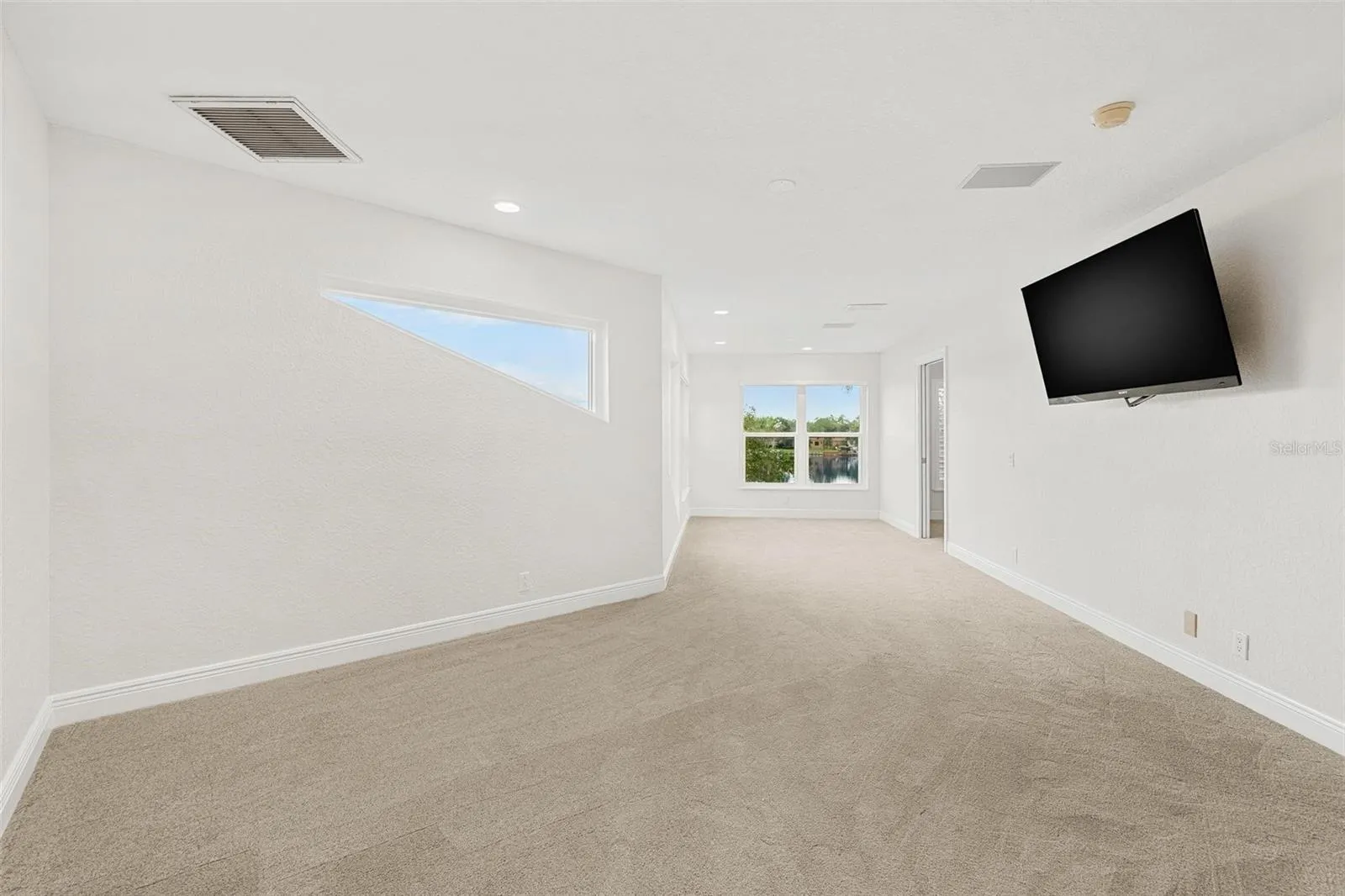 10521 BERMUDA ISLE DR