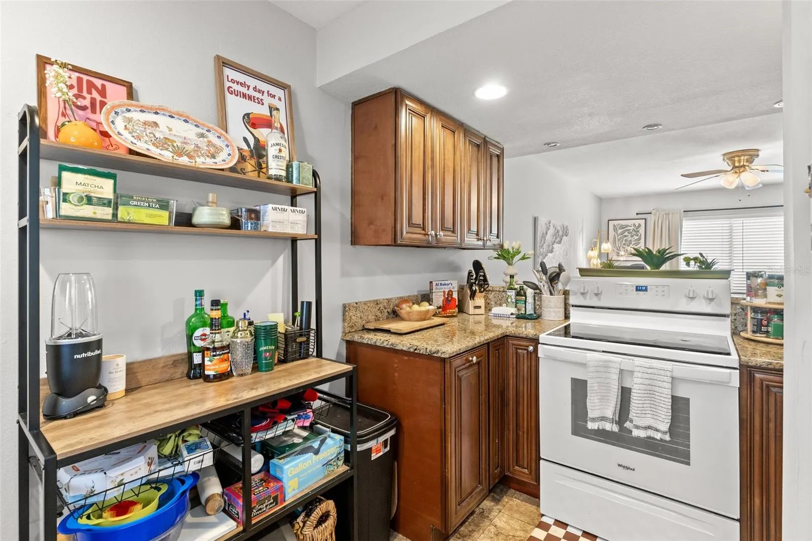 3206 W AZEELE ST #107, #107