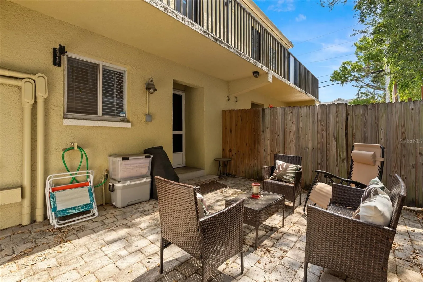 3206 W AZEELE ST #107, #107