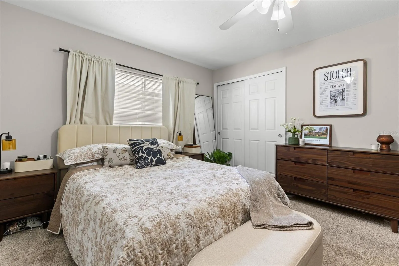 3206 W AZEELE ST #107, #107