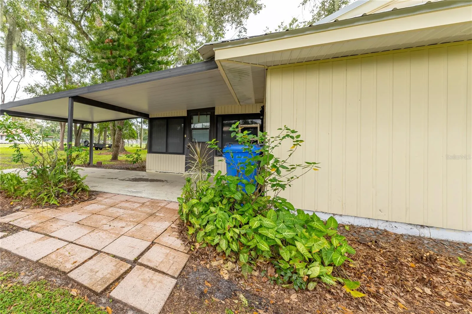 9349 EDISON RD